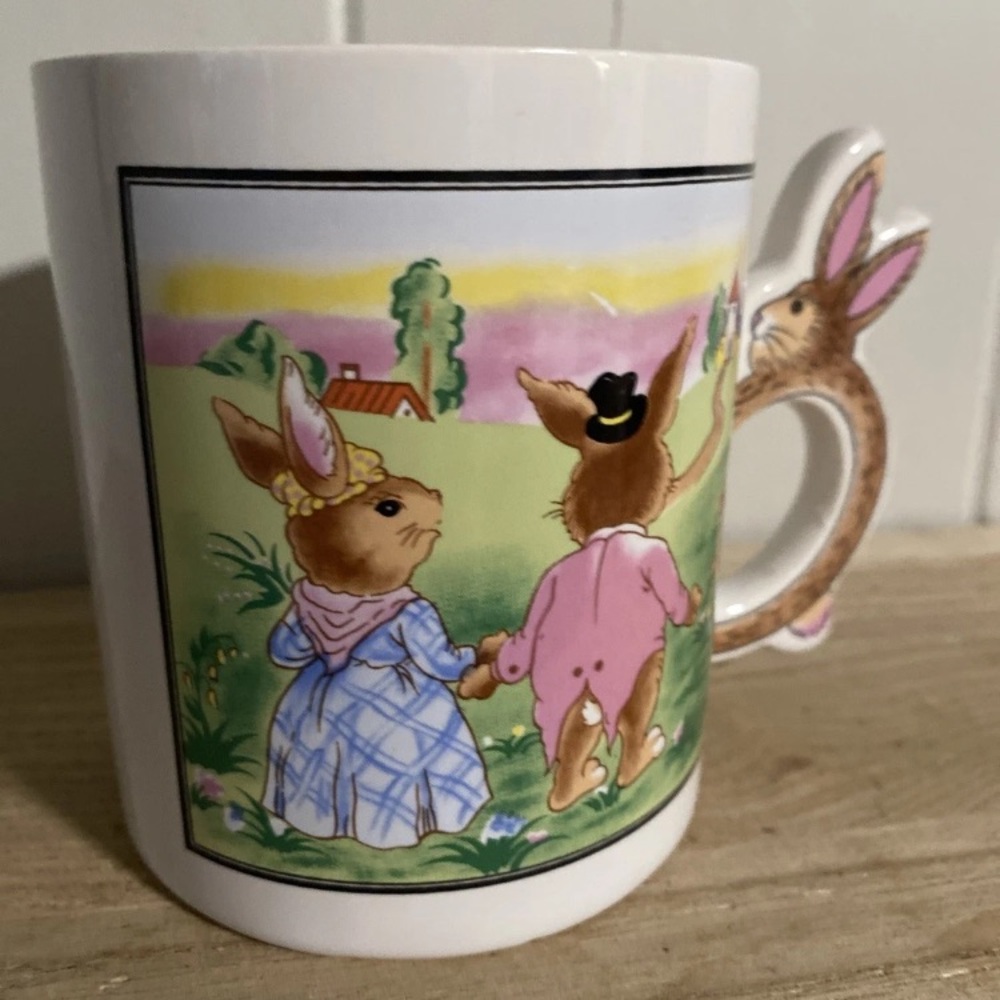 Vintage Charming Rabbit Design Mug - Picture 6 of 6